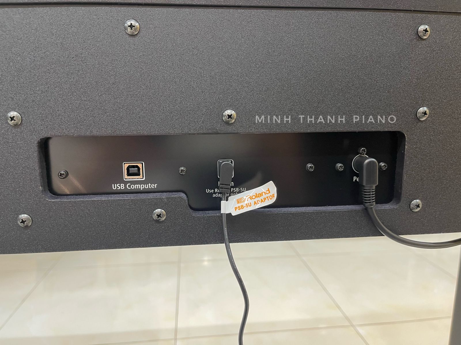 giá Đàn piano Roland RP107 