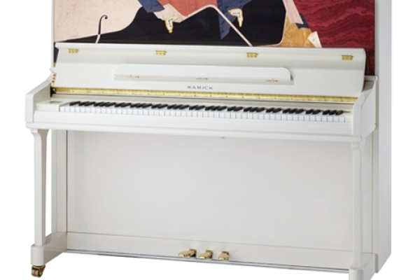 Đàn piano Samick J303E có phù hợp với người chơi chuyên nghiệp?
